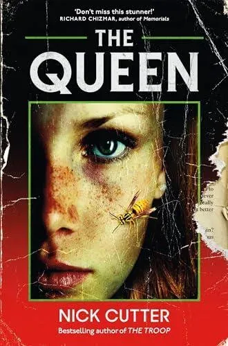 The Queen : this Halloween's most terrifying novel from TikTok's favourite horror writer!